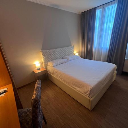 Hotel Garda Affi Εξωτερικό φωτογραφία