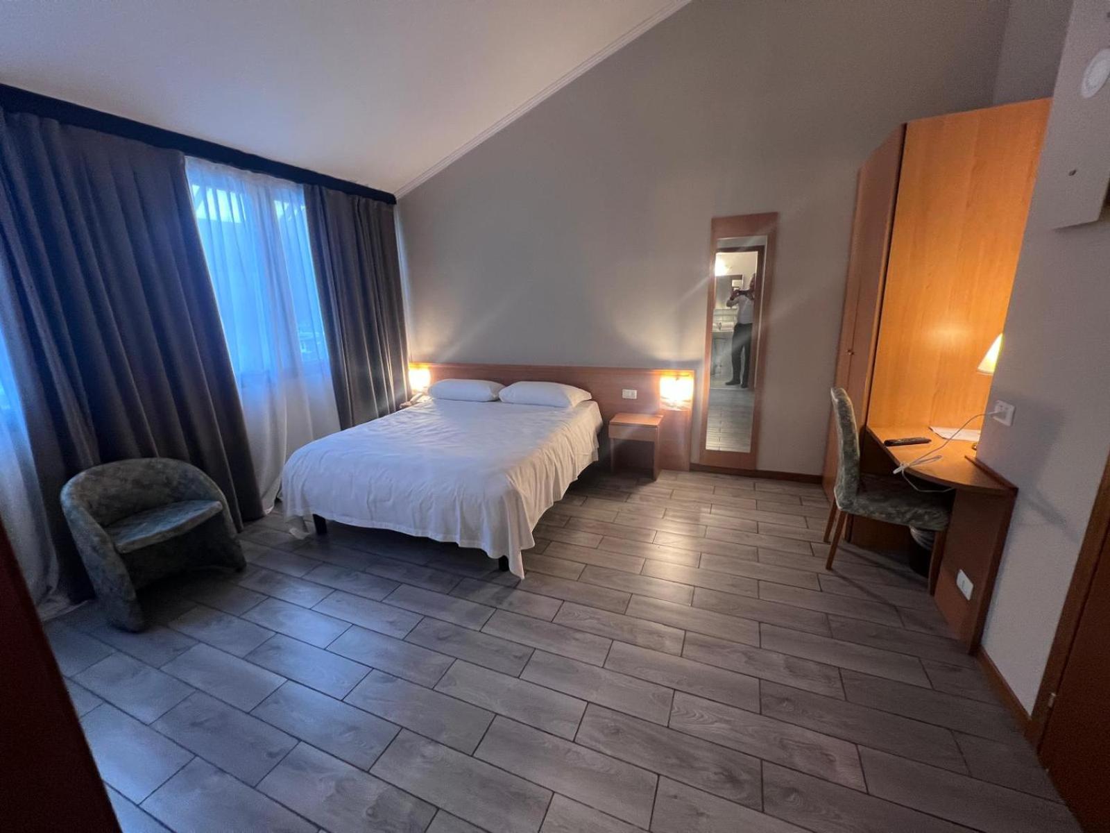 Hotel Garda Affi Εξωτερικό φωτογραφία